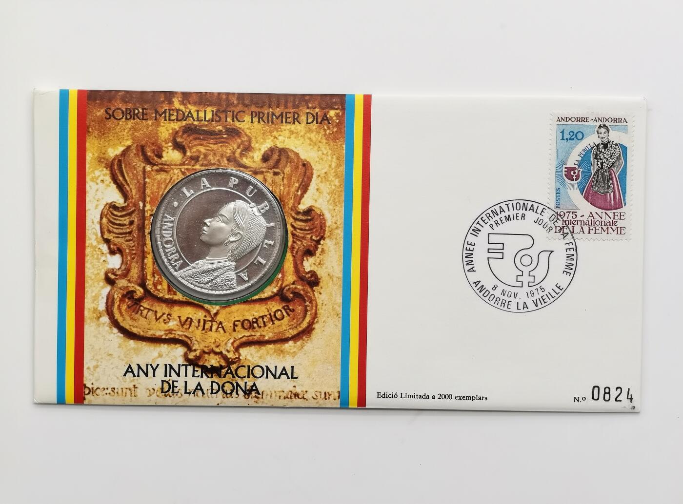 博洋堂世界钱币拍卖第168期（全场包邮） 安道尔1975年银章邮票首日封 国际妇女年 925银25克 发行量：2000枚 红色封套