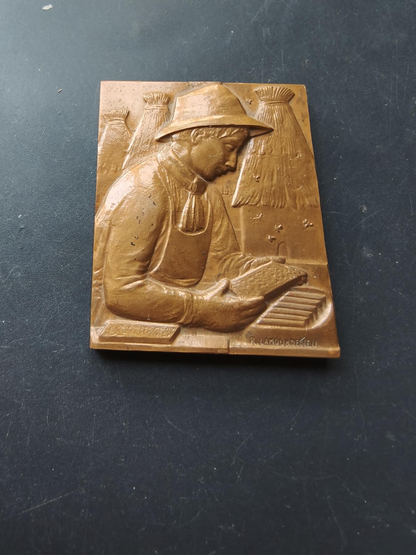 老王徽章第192期 法国农业/谷物检验方形大铜章     尺寸45×55mm     重量96.2g