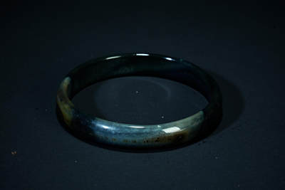 上海都达杂项专场103【全场包邮】  天然黑玛瑙手镯 附鉴定证书97-16