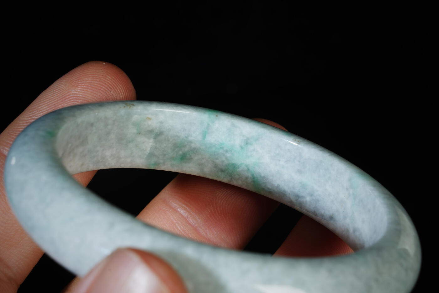 上海都达杂项专场八十一【全场包邮】  天然冰糯种翡翠（A货）手镯 附鉴定证书97-5