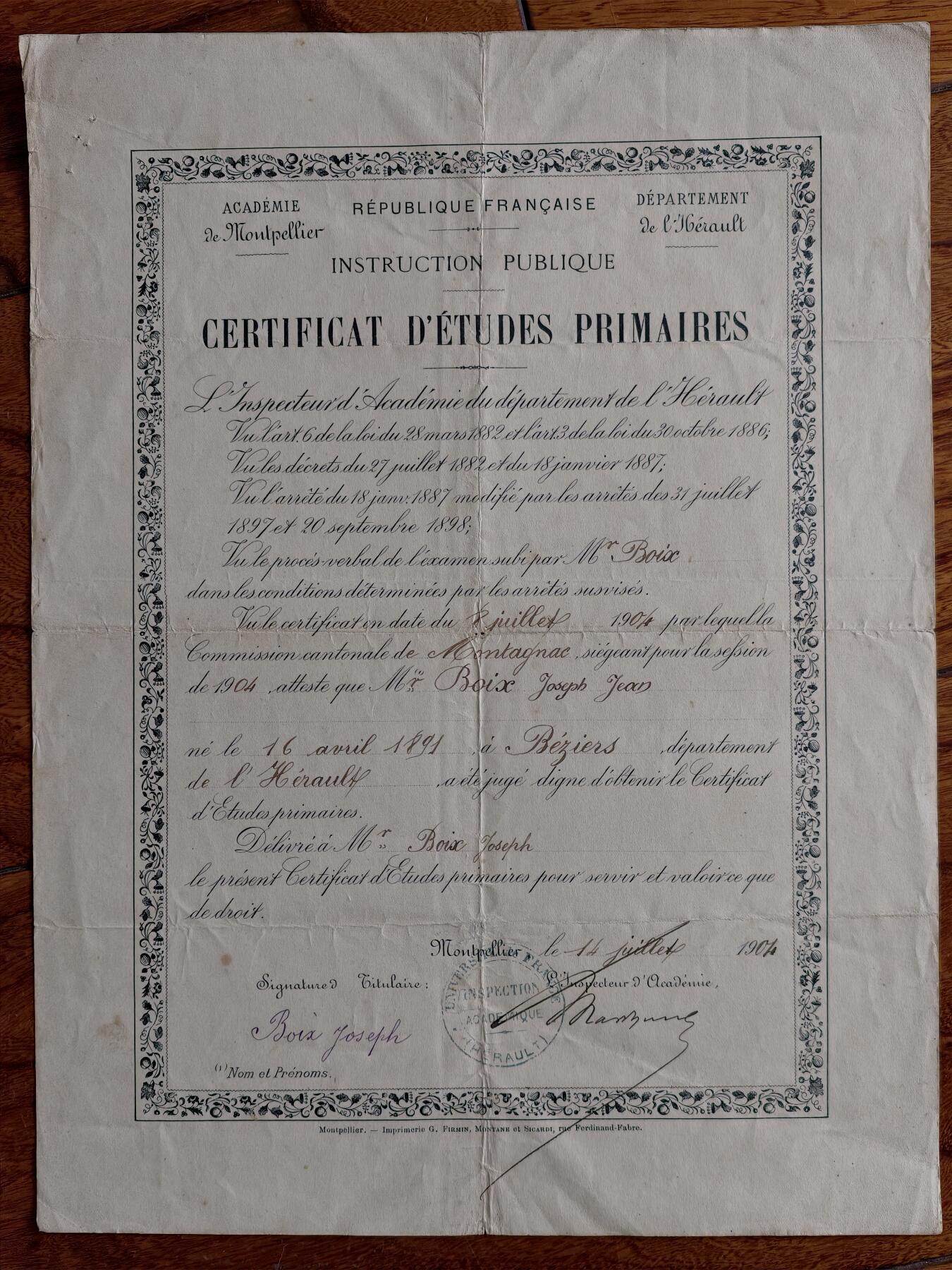 凯旋世界勋赏（第23期）（欢迎送拍）（对拍品有疑问请询问客服，不接受到手刀，出价默认拍品品相。请认真阅读拍卖规则！出价默认已认可！）（收到货请录制开箱视频，无视频概不处理问题。） 法兰西共和国  蒙彼利埃学区  埃罗省  公立教育部  初等学业证书