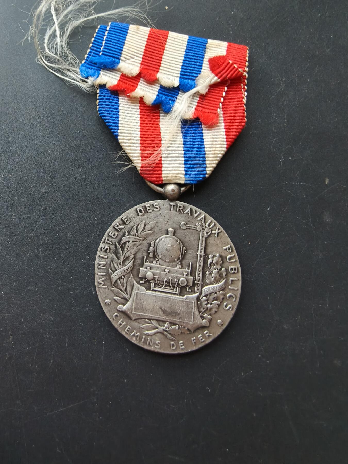 老王徽章第192期 法国银级铁路服务奖章    罗蒂版