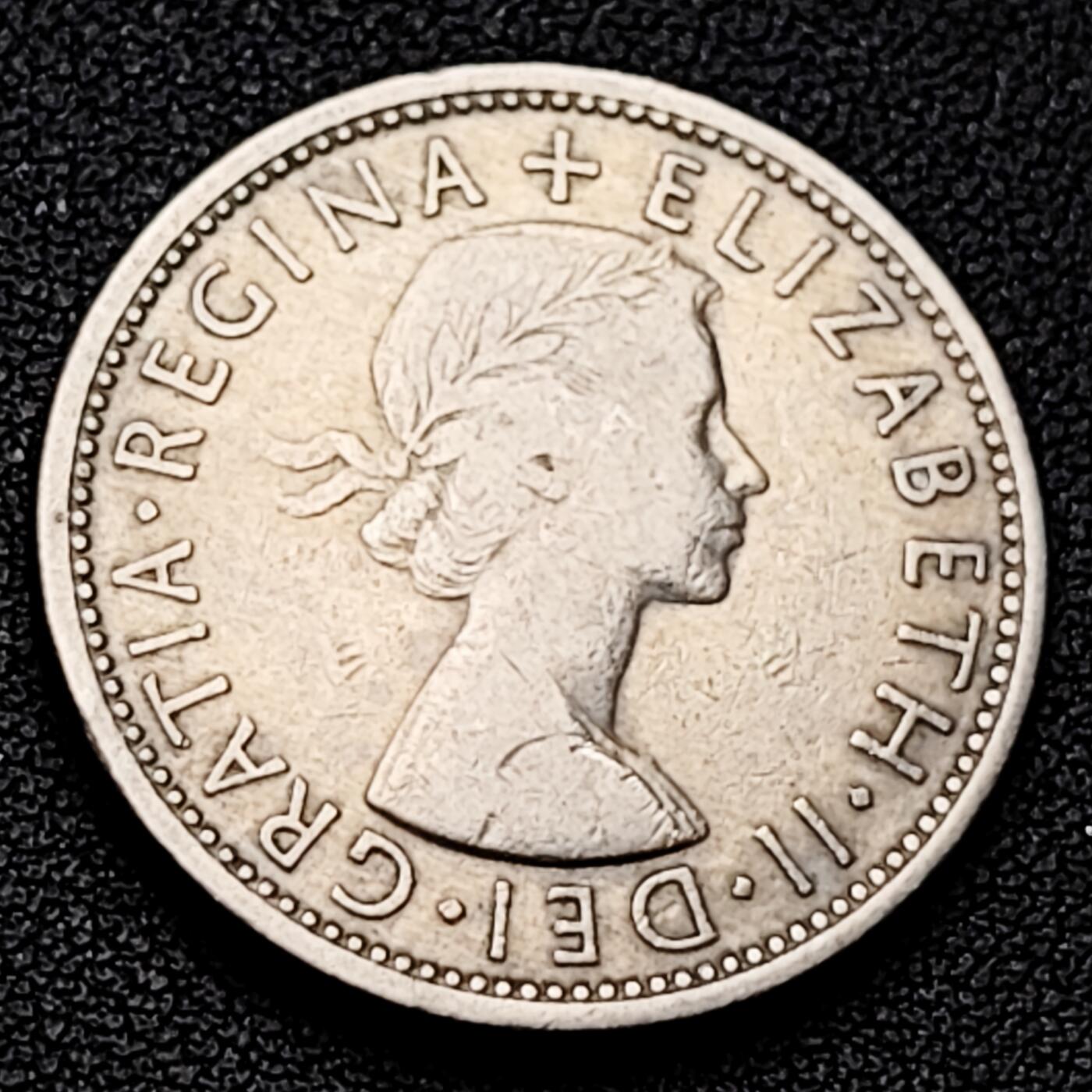 泉币菌-第226场-拍品多 请提前出价 英国早期1965年2先令老镍币 伊丽莎白二世青年女王头像 28.3MM