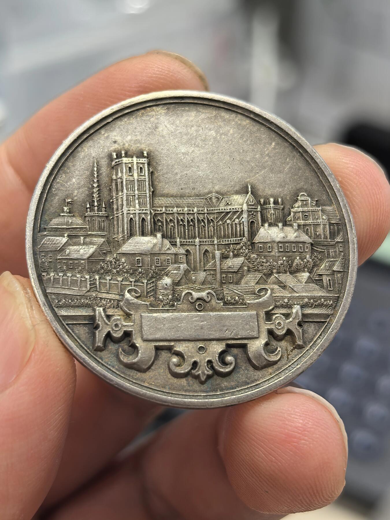 博洋堂世界钱币拍卖第168期（全场包邮） 法国1834年圣奥梅尔储蓄银行银章，36.5mm，17.4g，菱形+ARGENT+野猪头（二十世纪初银标），1834旁有个A.D签名，应该是Alphée Dubois作品