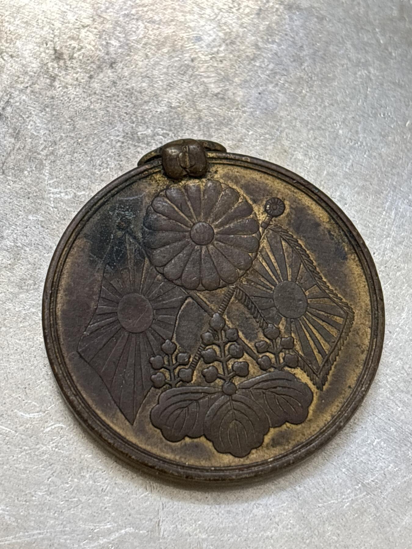 文馨钱币收藏第 300 场，银币，散币，小量德占比利时时期货币，长期接代拍业务 纪念章