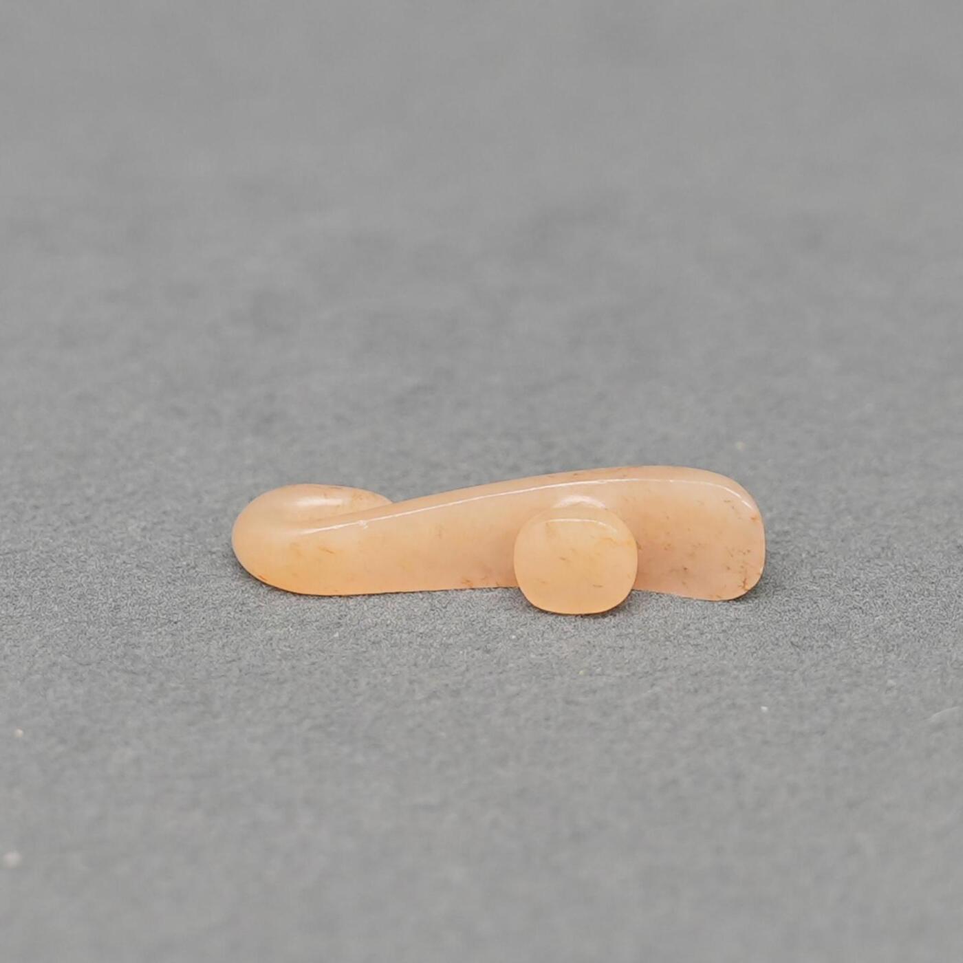  碧月说宝.韫玉流光-南京文物公司明清玉器专场（二） 红沁龙勾