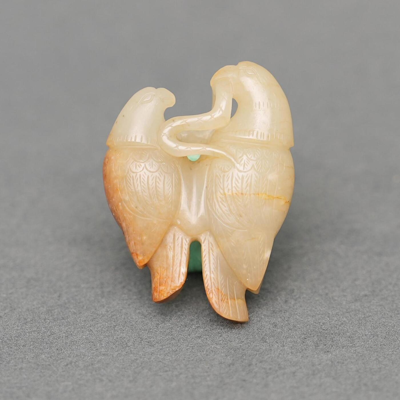  碧月说宝.韫玉流光-南京文物公司明清玉器专场（二） 双鹿叼蛇佩