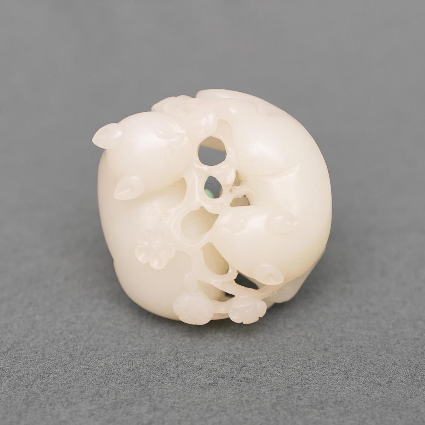 碧月说宝.韫玉流光-南京文物公司明清玉器专场（一） 白玉双欢圆雕