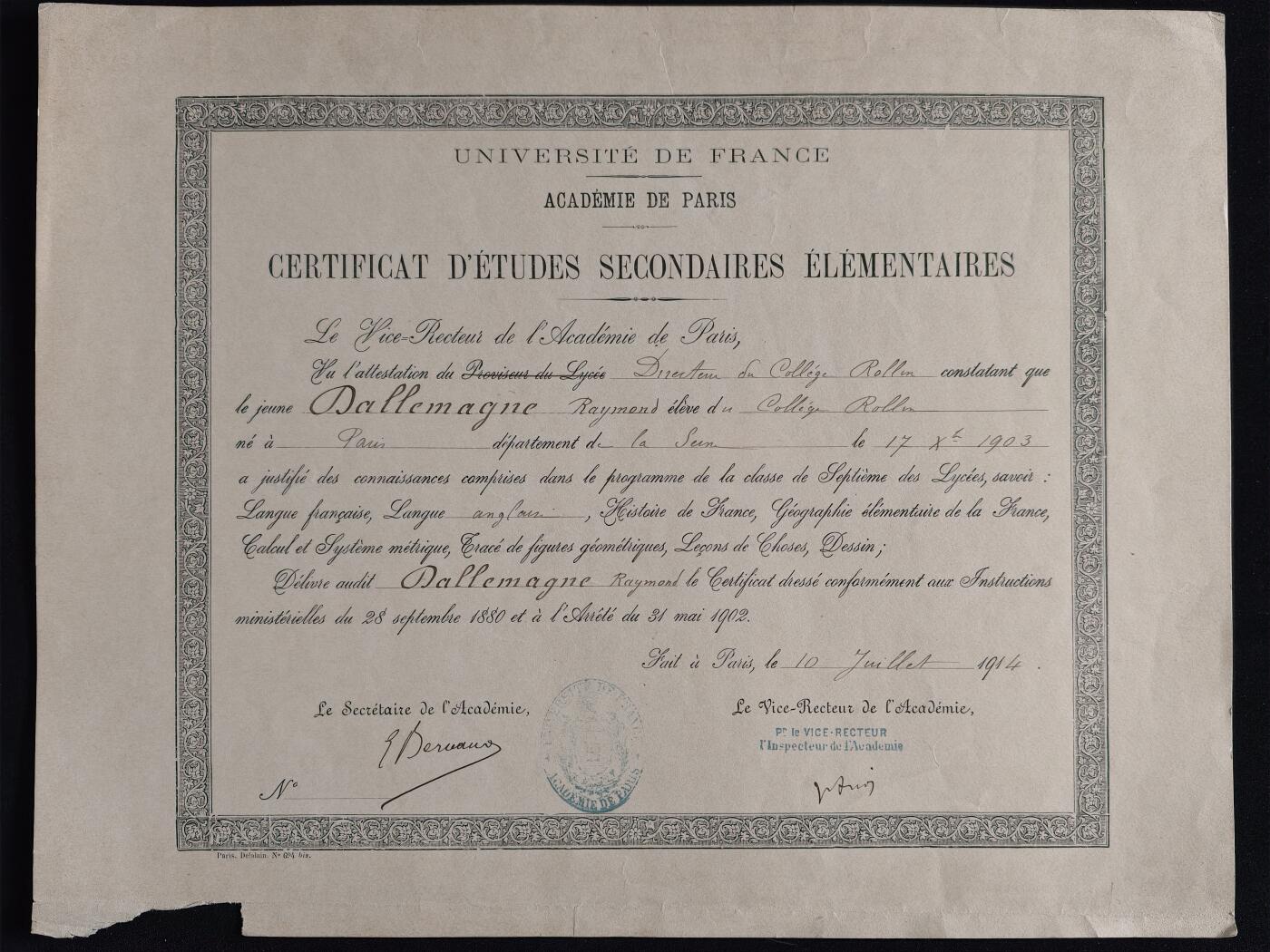 凯旋世界勋赏（第23期）（欢迎送拍）（对拍品有疑问请询问客服，不接受到手刀，出价默认拍品品相。请认真阅读拍卖规则！出价默认已认可！）（收到货请录制开箱视频，无视频概不处理问题。） 法国巴黎大学（Université de France）巴黎学区签发的初等中等教育证书