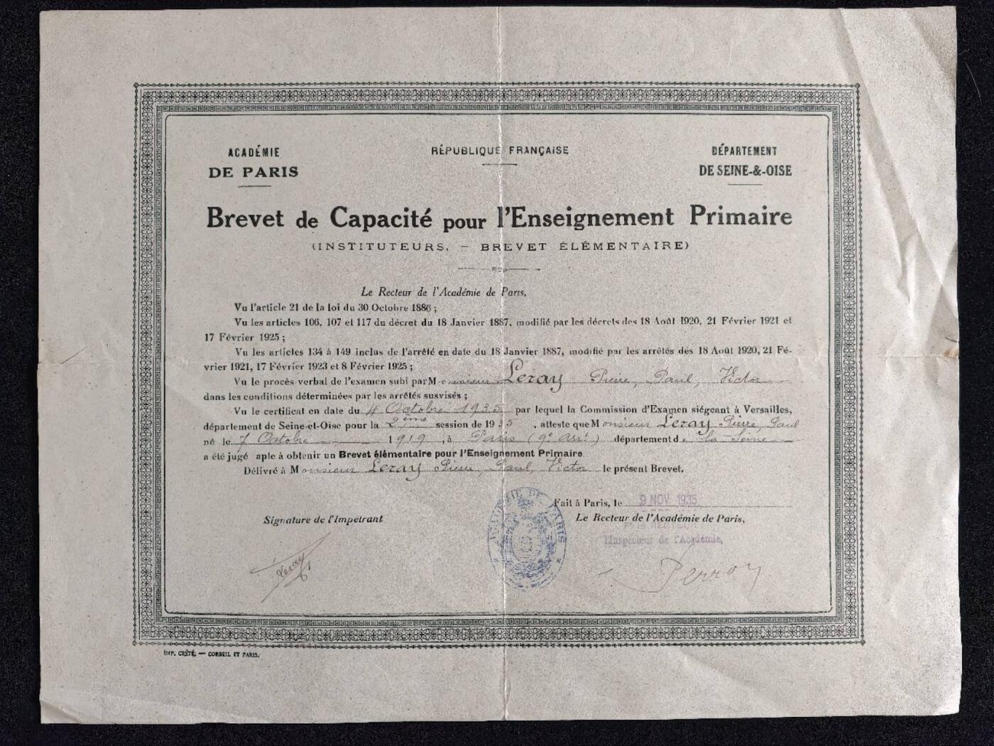 凯旋世界勋赏（第23期）（欢迎送拍）（对拍品有疑问请询问客服，不接受到手刀，出价默认拍品品相。请认真阅读拍卖规则！出价默认已认可！）（收到货请录制开箱视频，无视频概不处理问题。） 法兰西共和国  巴黎学区  瓦兹省（Département de l'Oise）  初等教育执教能力资格证书
