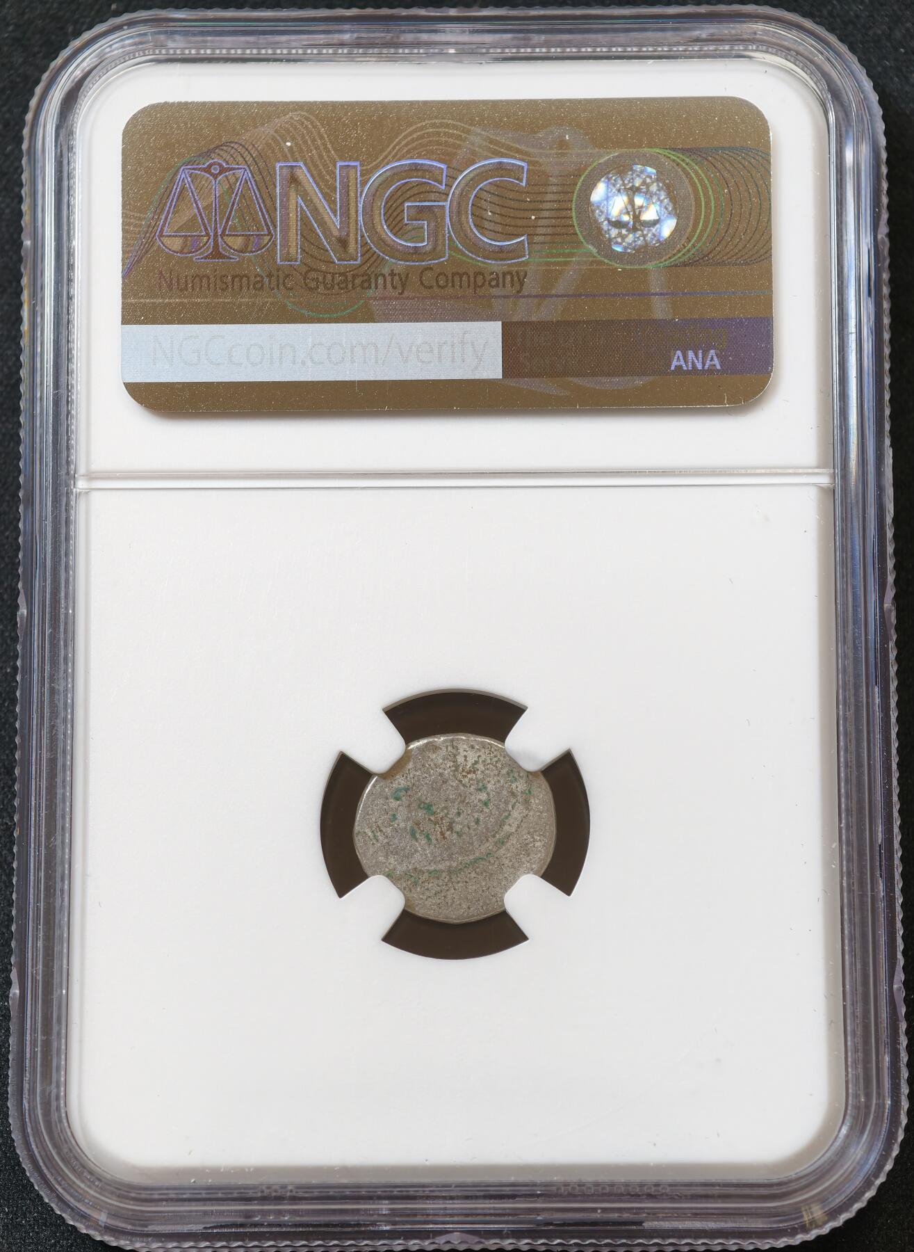 甄臻铺-世界币章拍卖（第60期），甄品场拍品征集中，送拍享返佣金等优惠多多