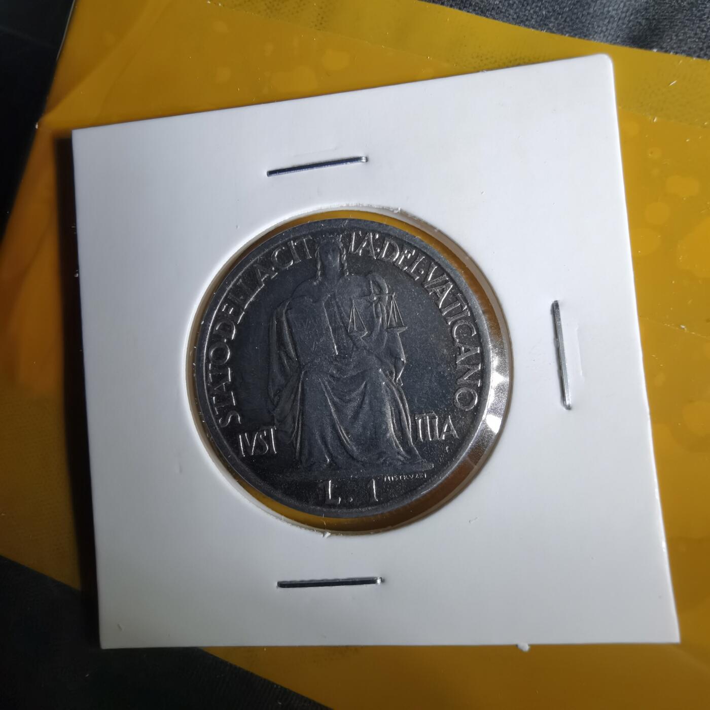 沼泽如烟--第1057场 梵蒂冈1942年1里拉