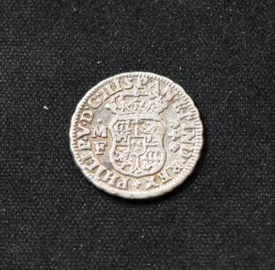 甄臻铺-世界币章拍卖（第60期），甄品场拍品征集中，送拍享返佣金等优惠多多 墨西哥 1736年Mo 1/2里亚尔 地球双柱 银币 打制图案清晰，畧有深色包浆