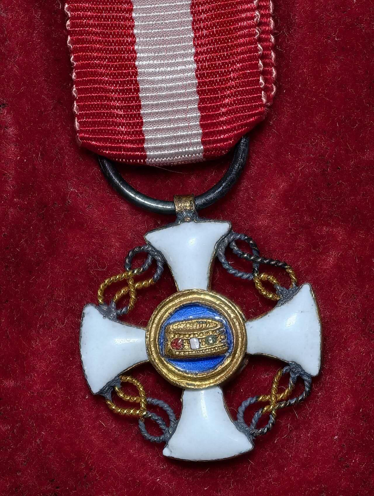 凯旋世界勋赏（第23期）（欢迎送拍）（对拍品有疑问请询问客服，不接受到手刀，出价默认拍品品相。请认真阅读拍卖规则！出价默认已认可！）（收到货请录制开箱视频，无视频概不处理问题。） 。