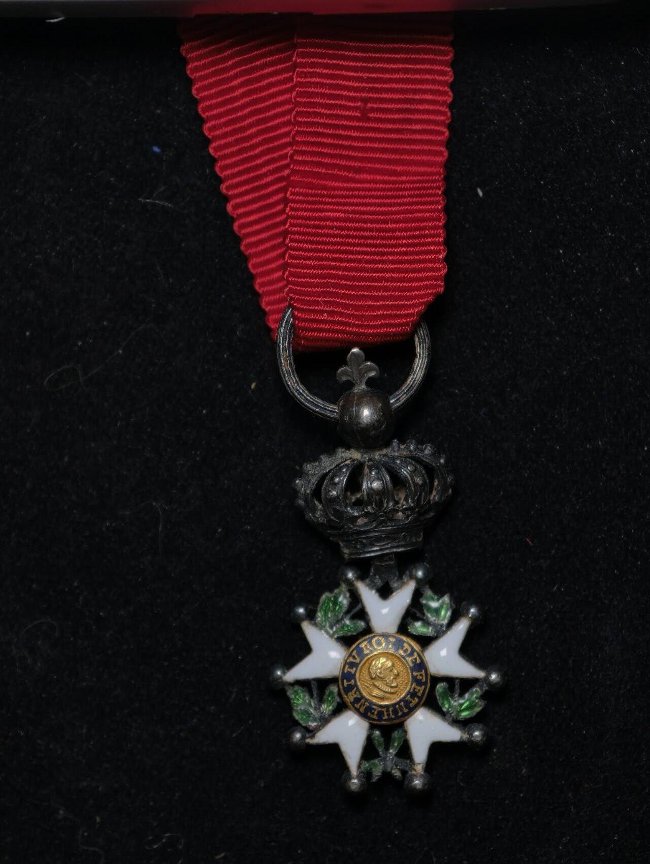 凯旋世界勋赏（第23期）（欢迎送拍）（对拍品有疑问请询问客服，不接受到手刀，出价默认拍品品相。请认真阅读拍卖规则！出价默认已认可！）（收到货请录制开箱视频，无视频概不处理问题。） 。