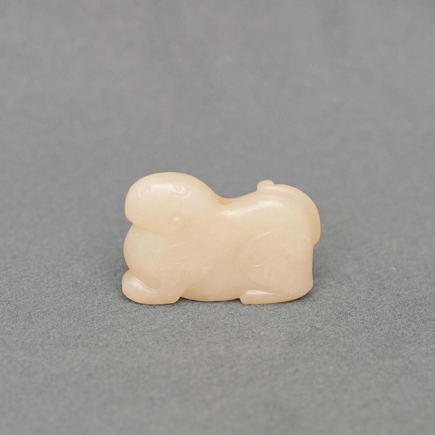  碧月说宝.韫玉流光-南京文物公司明清玉器专场（二） 通天孔瑞兽佩