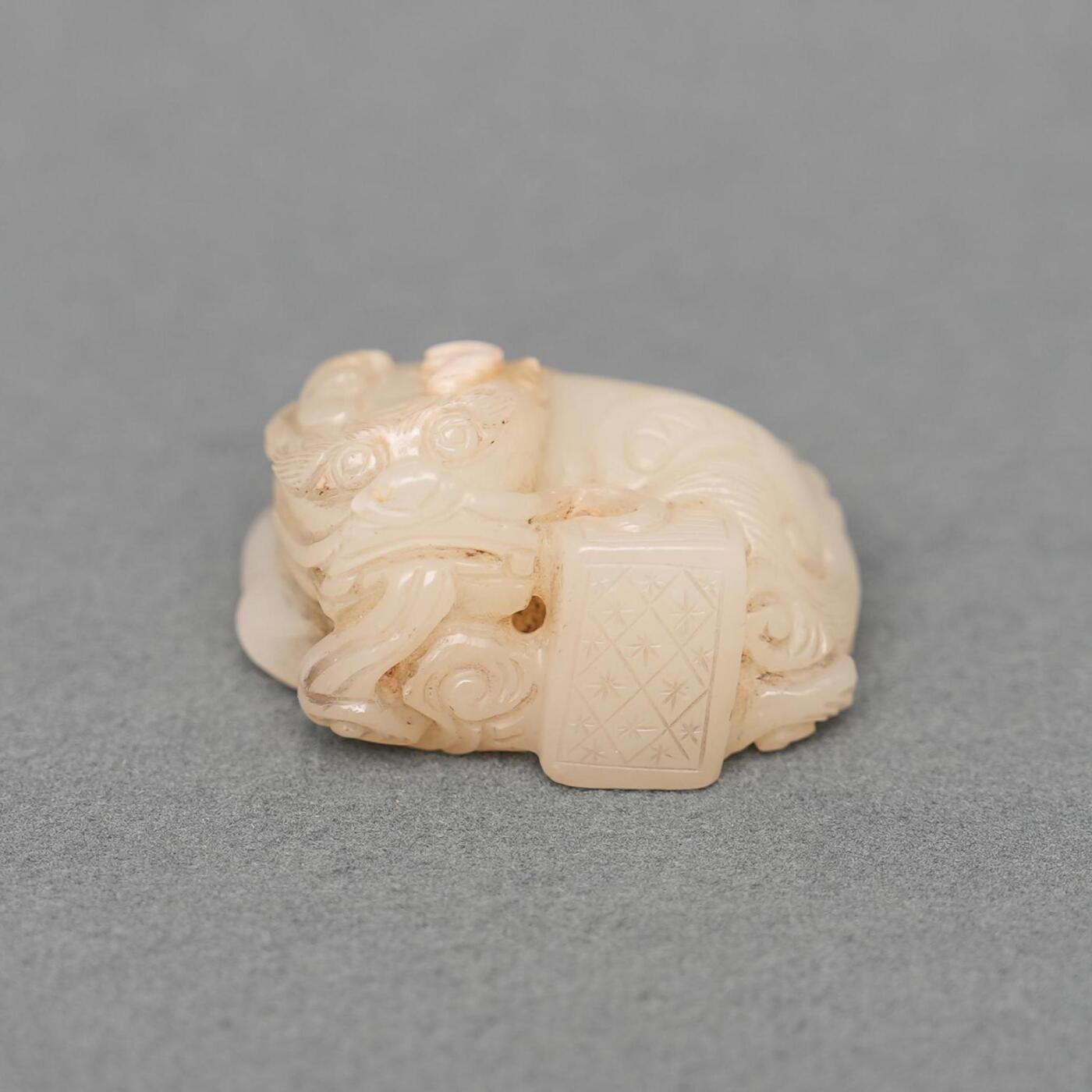 碧月说宝.韫玉流光-南京文物公司明清玉器专场（一） 玉麒麟吐书坠