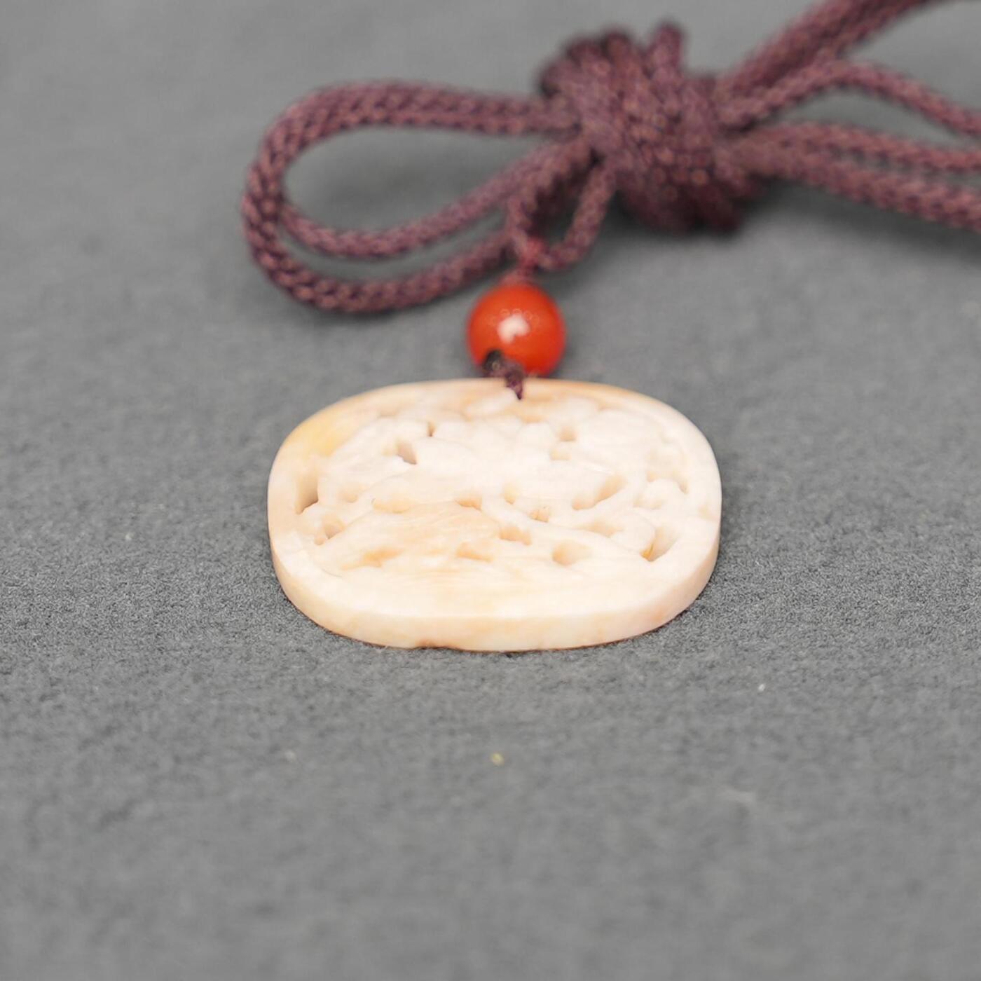 碧月说宝.韫玉流光-南京文物公司明清玉器专场（一） 旧玉花卉纹佩