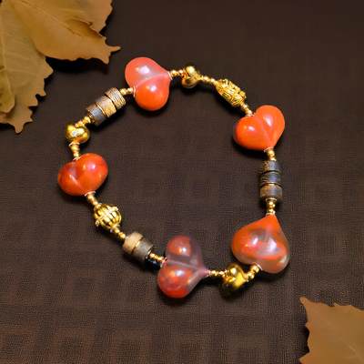 碧月说宝.君子怀瑾·当代和田玉清风专场(九) 南红屁桃手串