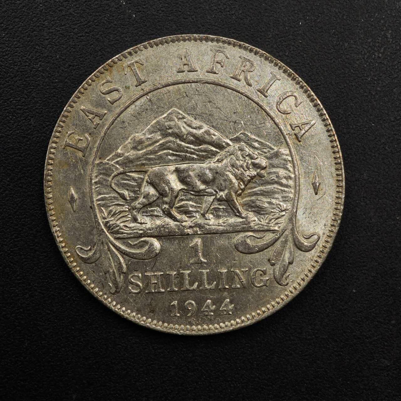 【淘币小摊】实时拍第八百九十二拍   散币场    每周一统一发货 英属东非1944年乔治六世1先令银币