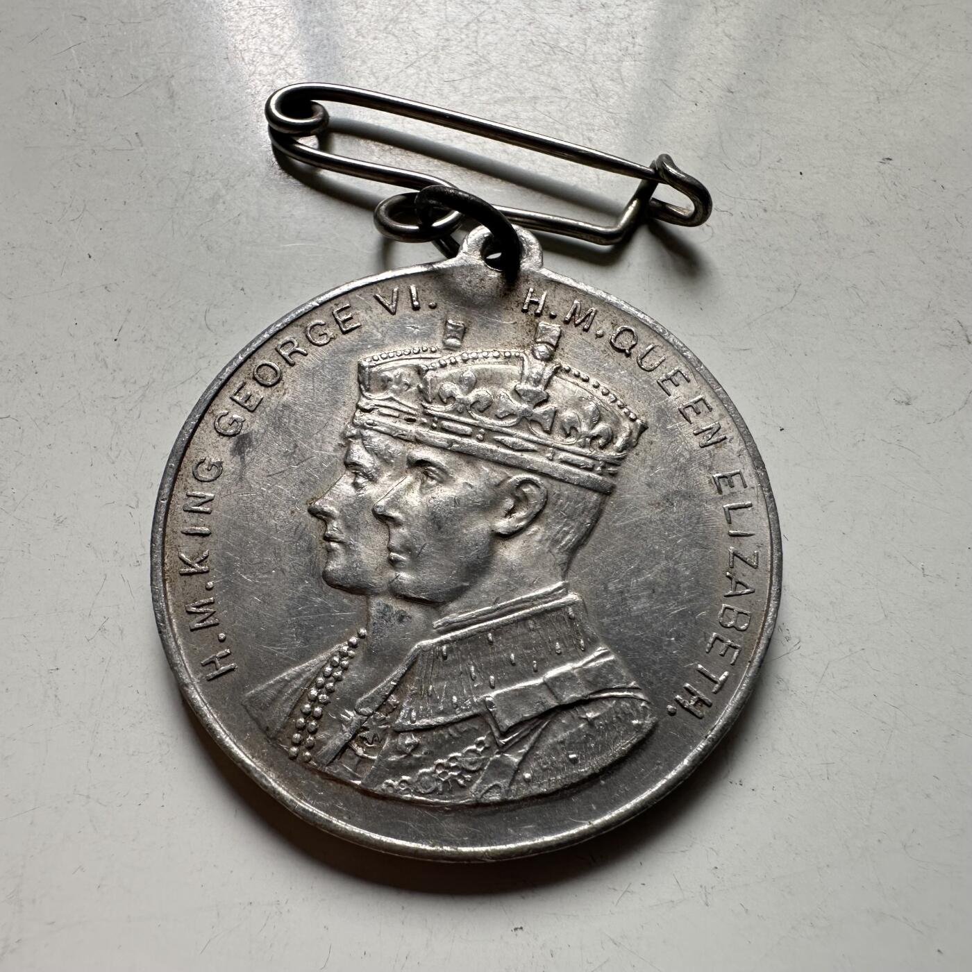 🌹外币初藏🌹🐯2026年第43场   每周二四六晚8️⃣点  世界硬币 英国 1937年 乔治六世与伊丽莎白王后加冕纪念章 铝制 32.7毫米