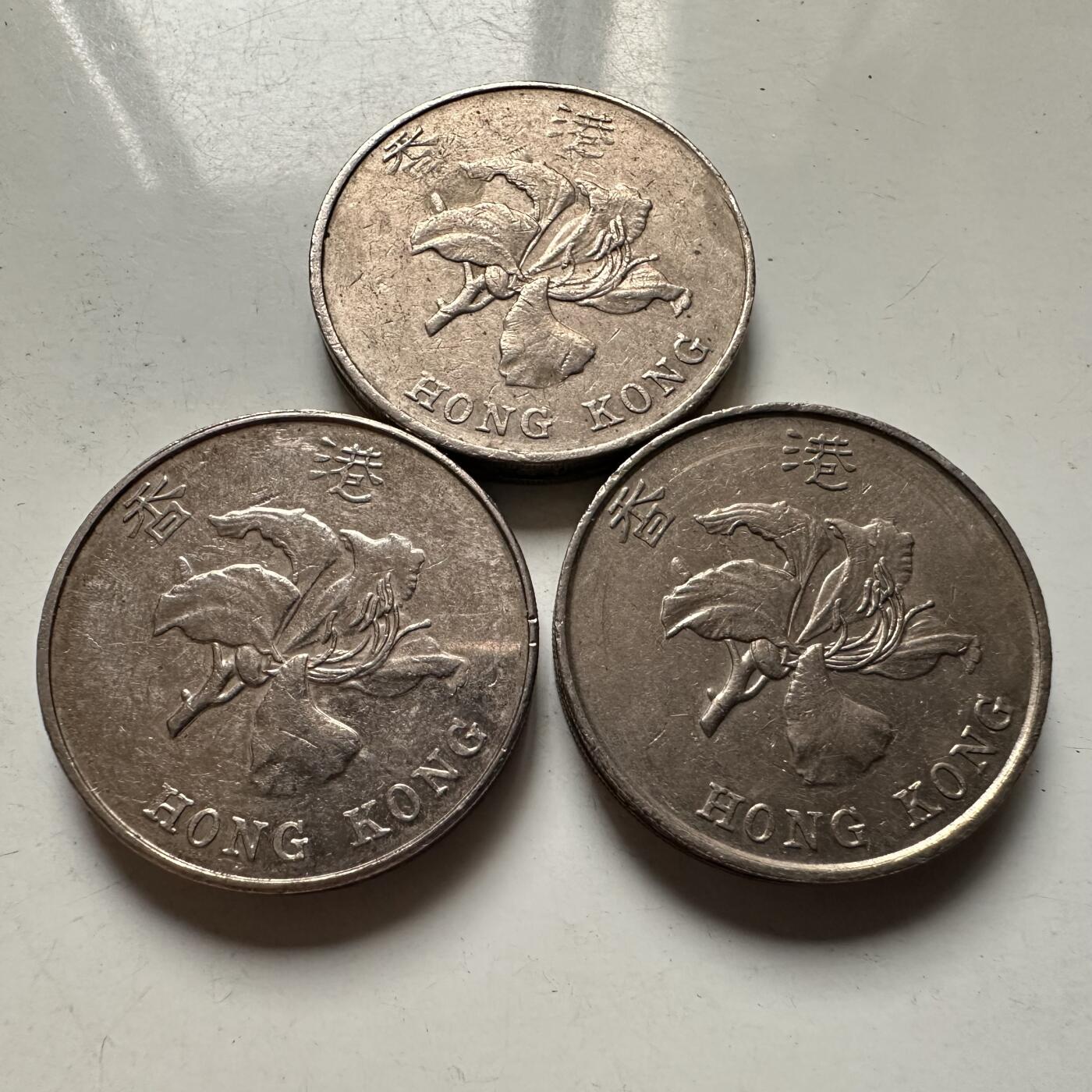 🌹外币初藏🌹🐯2026年第42场   每周二四六晚8️⃣点  香港紫荆花¥5 三枚