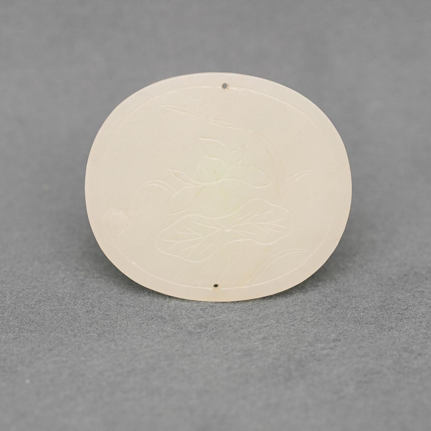  碧月说宝.韫玉流光-南京文物公司明清玉器专场（二） 玉荷花佩