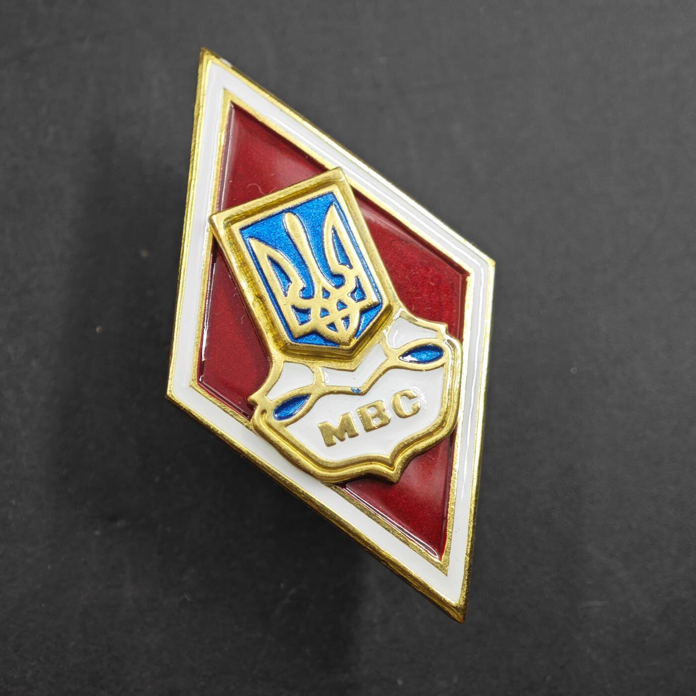 4月17日结束，成斌徽章钱币专场