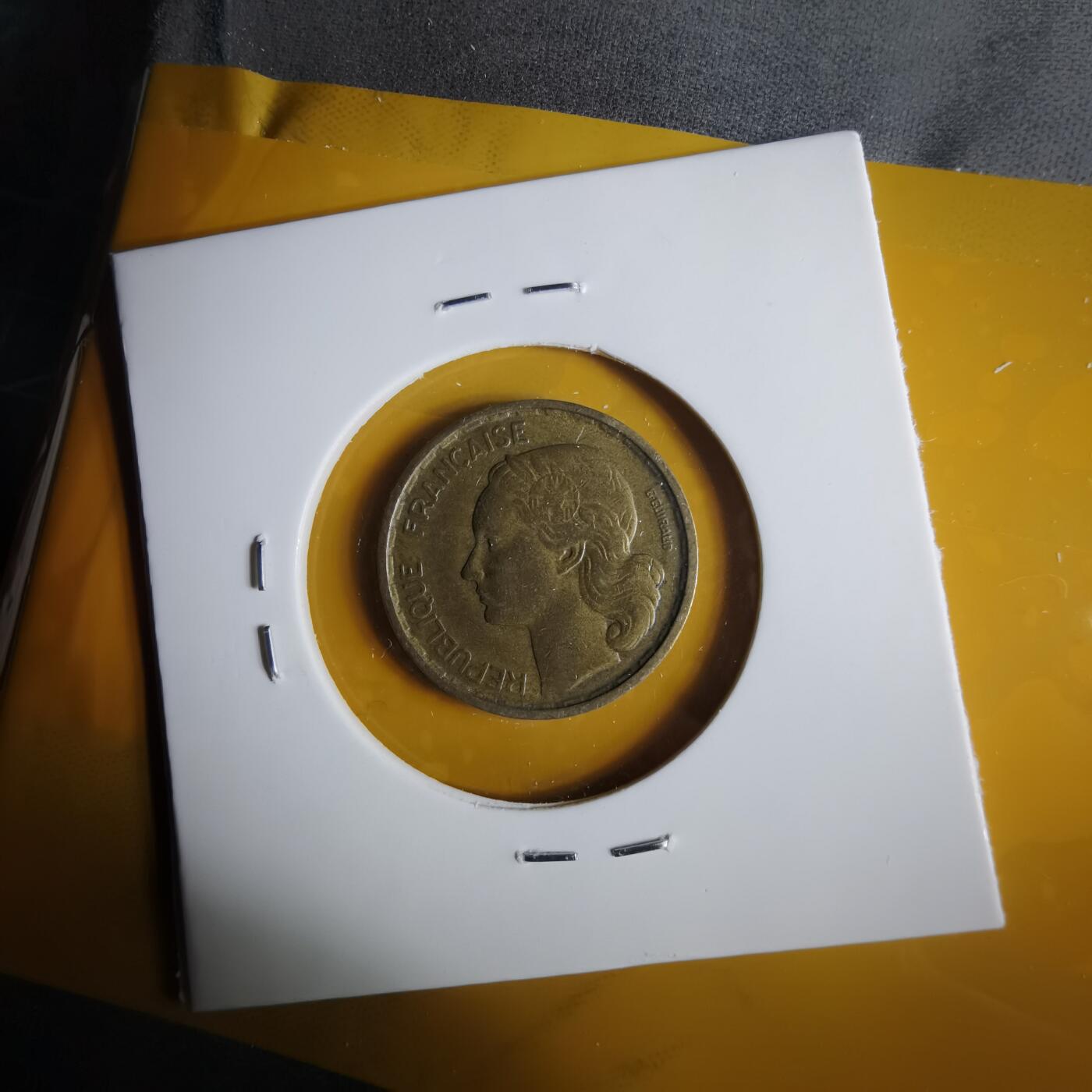 沼泽如烟--第1057场 法国1951年10法郎