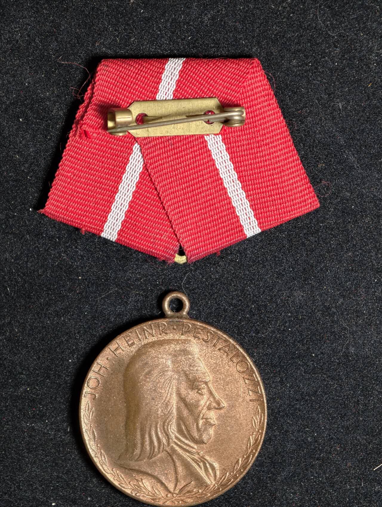 凯旋世界勋赏（第23期）（欢迎送拍）（对拍品有疑问请询问客服，不接受到手刀，出价默认拍品品相。请认真阅读拍卖规则！出价默认已认可！）（收到货请录制开箱视频，无视频概不处理问题。） 。