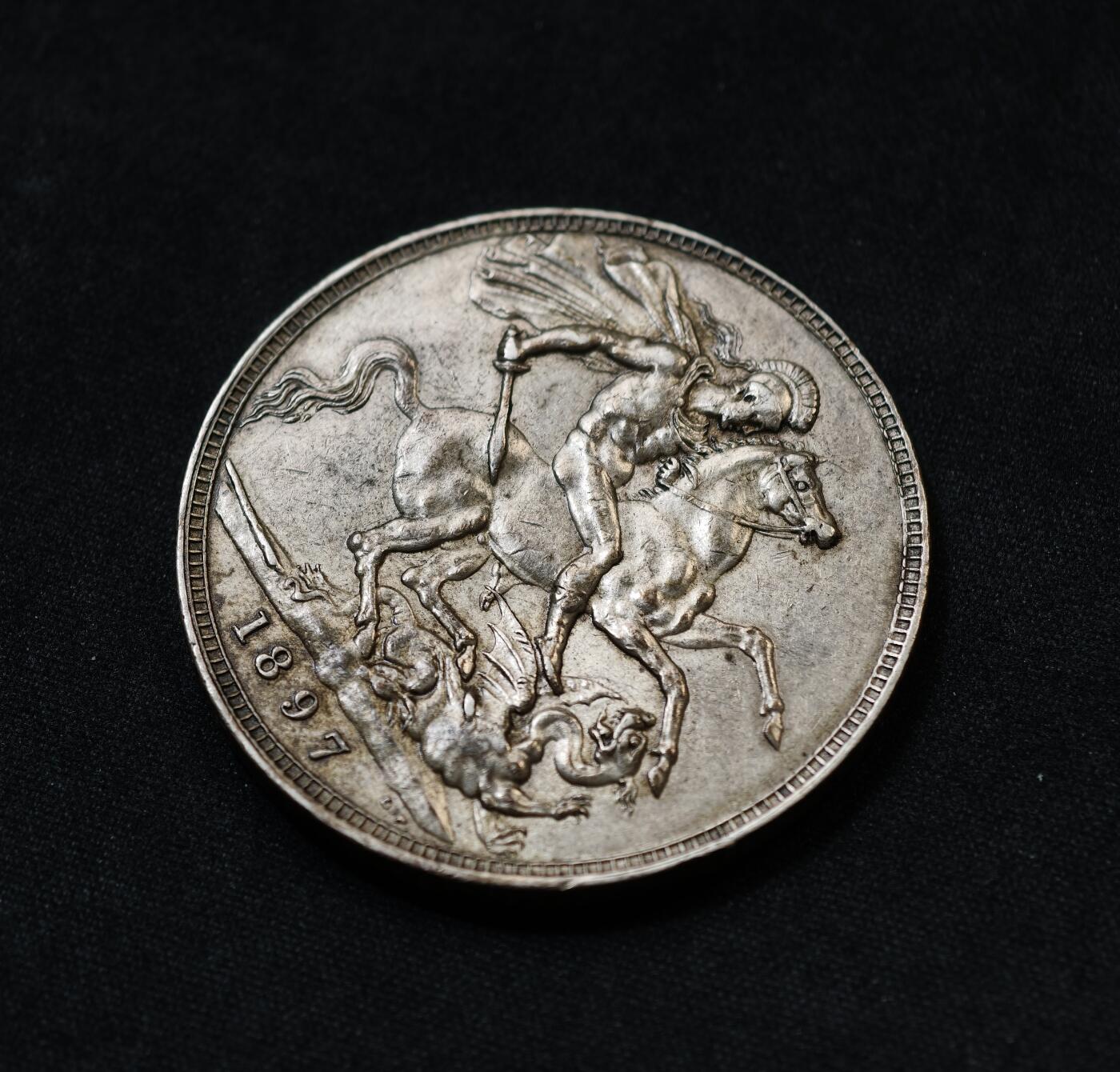 甄臻铺-世界币章拍卖（第60期），甄品场拍品征集中，送拍享返佣金等优惠多多