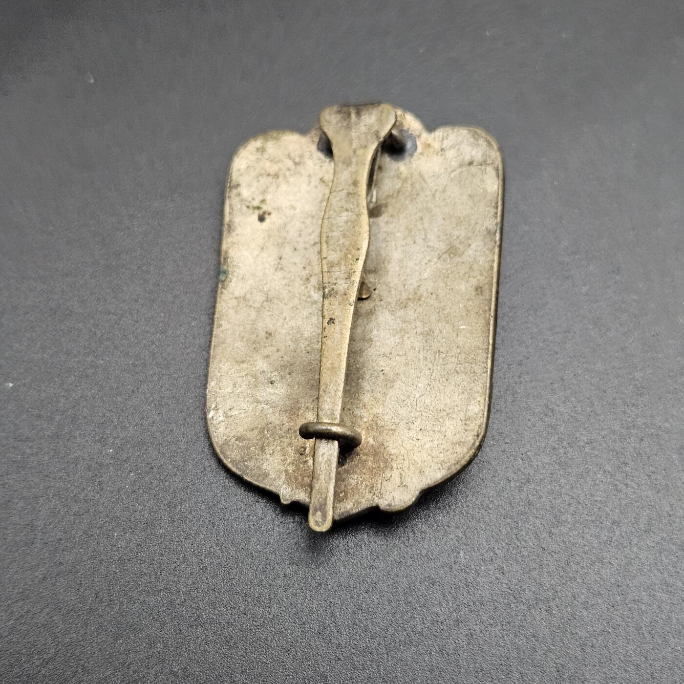 0元起拍勋章 第347期 咸鱼国勋章拍卖专场 4月19日（周日）下午6：00开始 早期大型 日本战前在乡军人会徽章