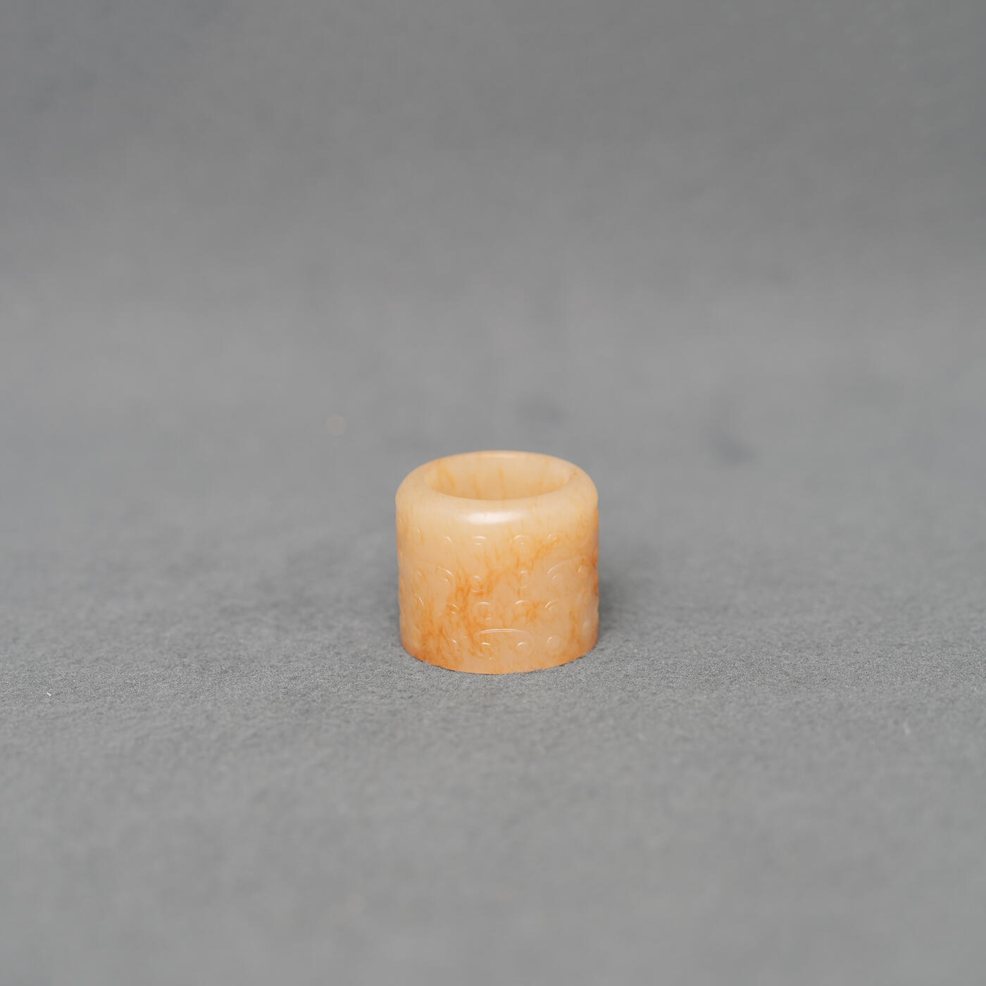 碧月说宝.韫玉流光-南京文物公司明清玉器专场（一） 沁玉勾连纹扳指