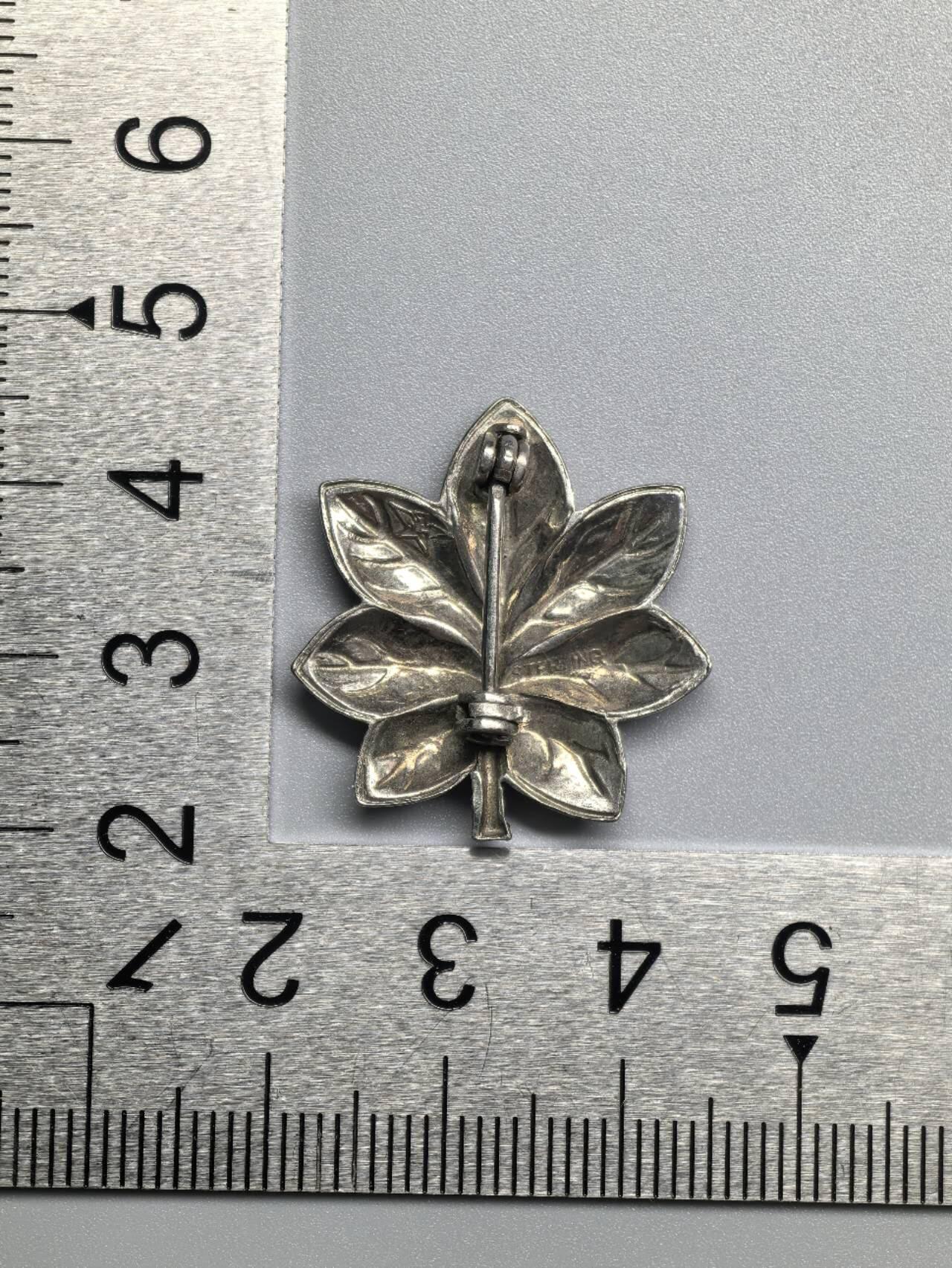 小驴勋章奖章收藏4月18日周六晚六点拍卖（珍爱和平，收藏战争，铭记历史，勿忘国耻，忠党爱国。有偿代拍，送拍规则在简介最后，参拍须阅读规则后再参拍，关系到运费包装发货时效真假辨别等关键信息，拍卖时不再发原图，看大图店主微信码在拍卖店铺介绍里或者找我要）