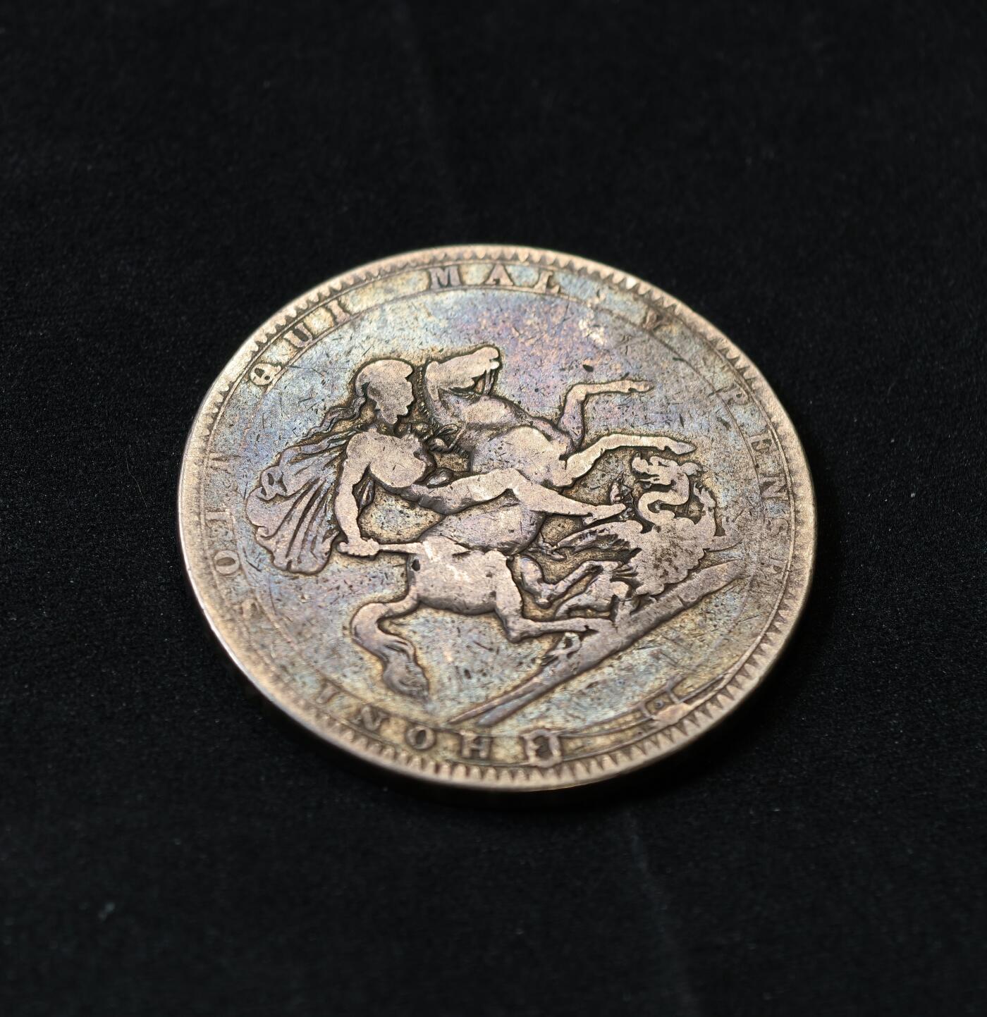 甄臻铺-世界币章拍卖（第60期），甄品场拍品征集中，送拍享返佣金等优惠多多