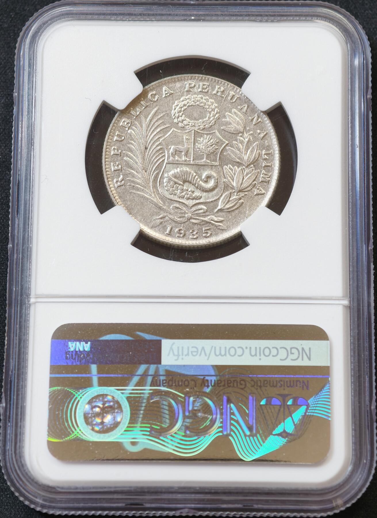 甄臻铺-世界币章拍卖（第60期），甄品场拍品征集中，送拍享返佣金等优惠多多