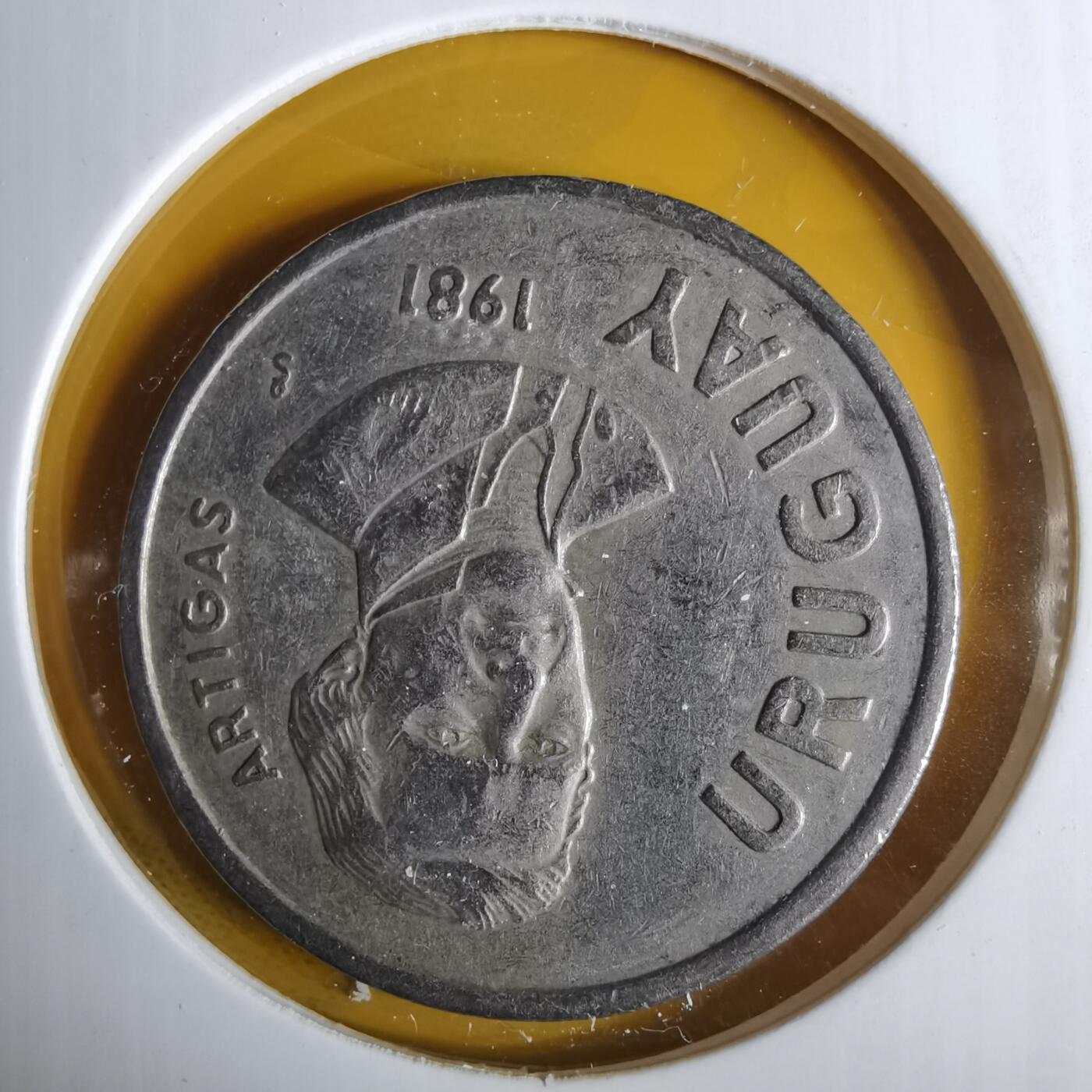 沼泽如烟--第1057场 乌拉圭1981年10比索