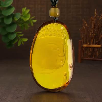 碧月说宝.君子怀瑾·当代和田玉清风专场(九) 大日如来琥珀挂坠