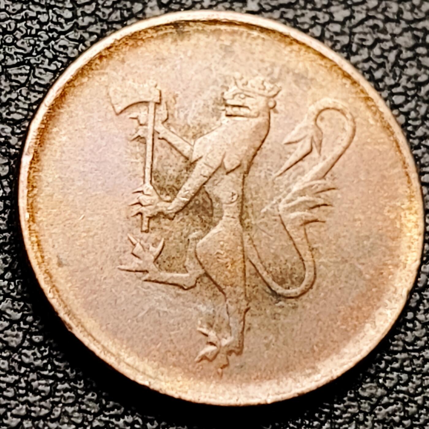 泉币菌-第227场-拍品多 请提前出价 挪威5欧尔1981年青铜硬币 立狮斧子19毫米3克