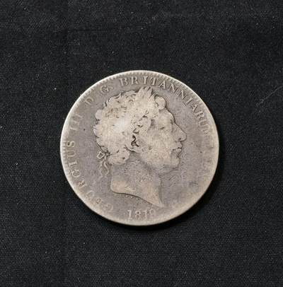 甄臻铺-世界币章拍卖（第60期），甄品场拍品征集中，送拍享返佣金等优惠多多 英国 1819年 乔治三世马剑大银币 原味品 重约27.6克