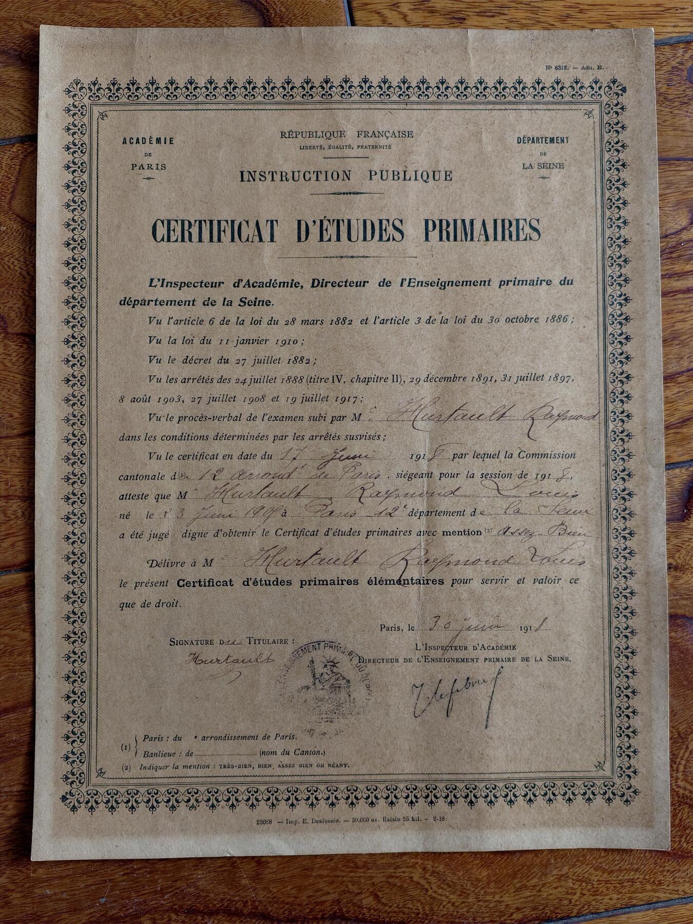 凯旋世界勋赏（第23期）（欢迎送拍）（对拍品有疑问请询问客服，不接受到手刀，出价默认拍品品相。请认真阅读拍卖规则！出价默认已认可！）（收到货请录制开箱视频，无视频概不处理问题。） 1911年法国初等教育结业证书