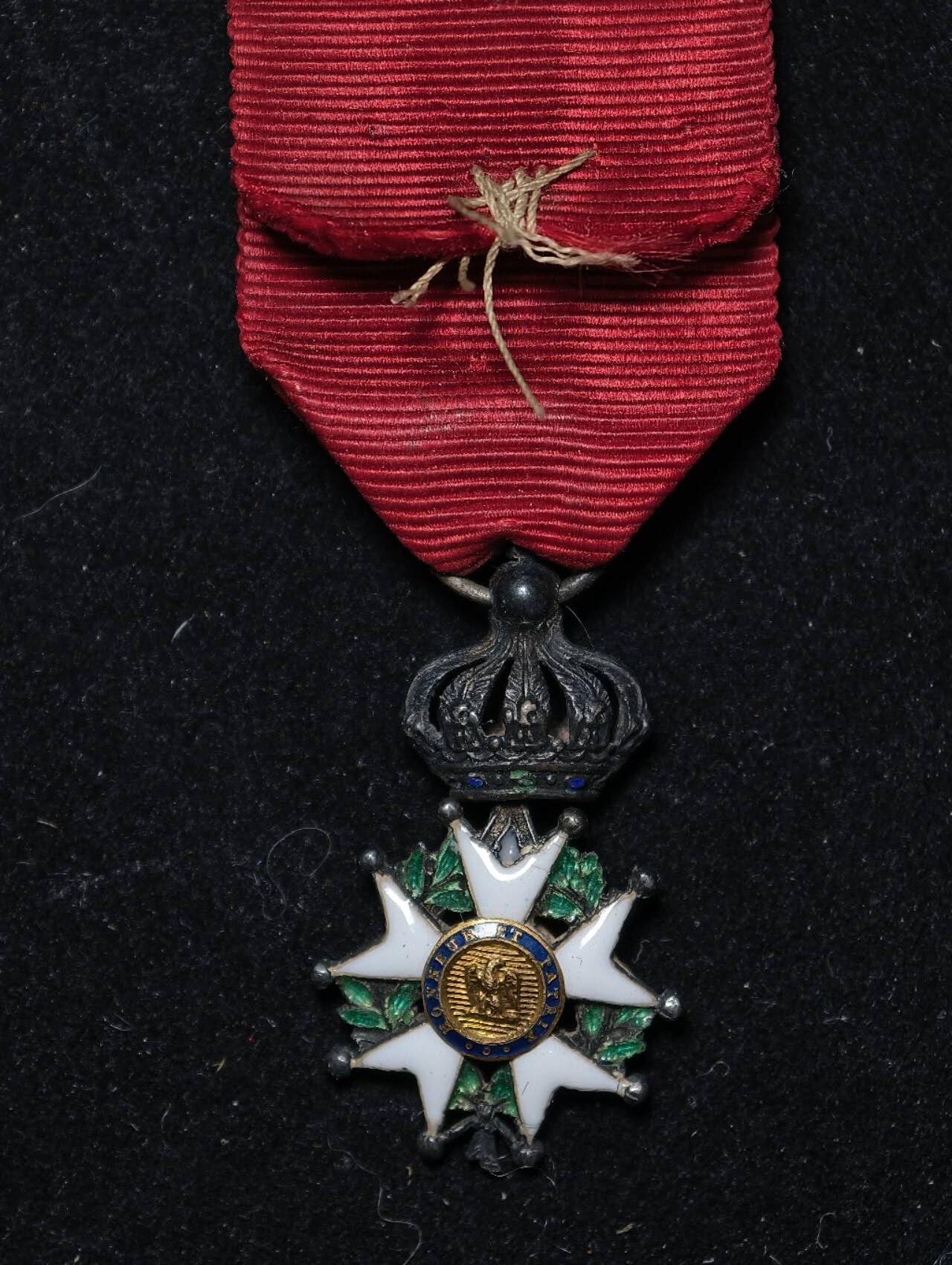 凯旋世界勋赏（第23期）（欢迎送拍）（对拍品有疑问请询问客服，不接受到手刀，出价默认拍品品相。请认真阅读拍卖规则！出价默认已认可！）（收到货请录制开箱视频，无视频概不处理问题。） 。