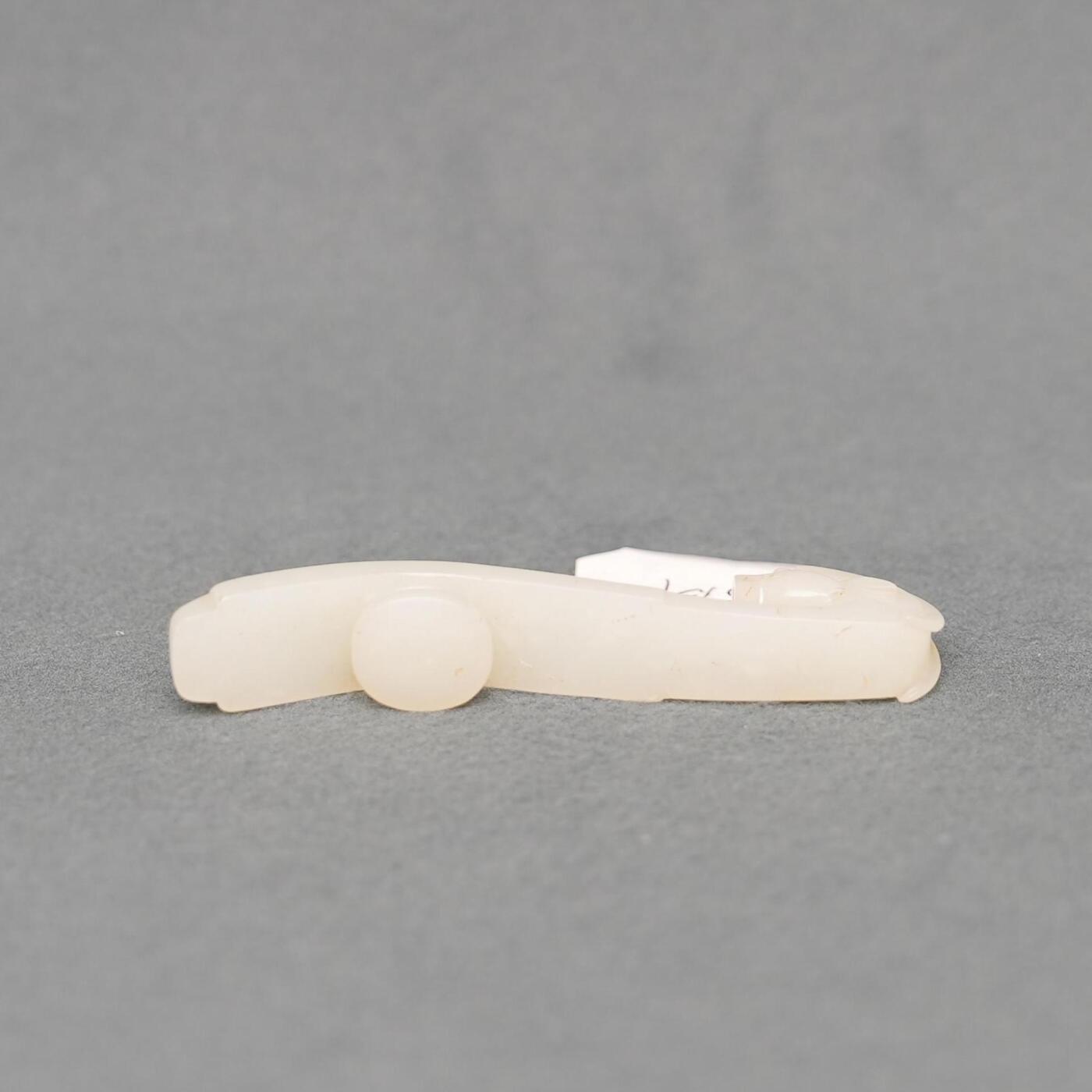 碧月说宝.韫玉流光-南京文物公司明清玉器专场（一） 玉刻花纹龙勾