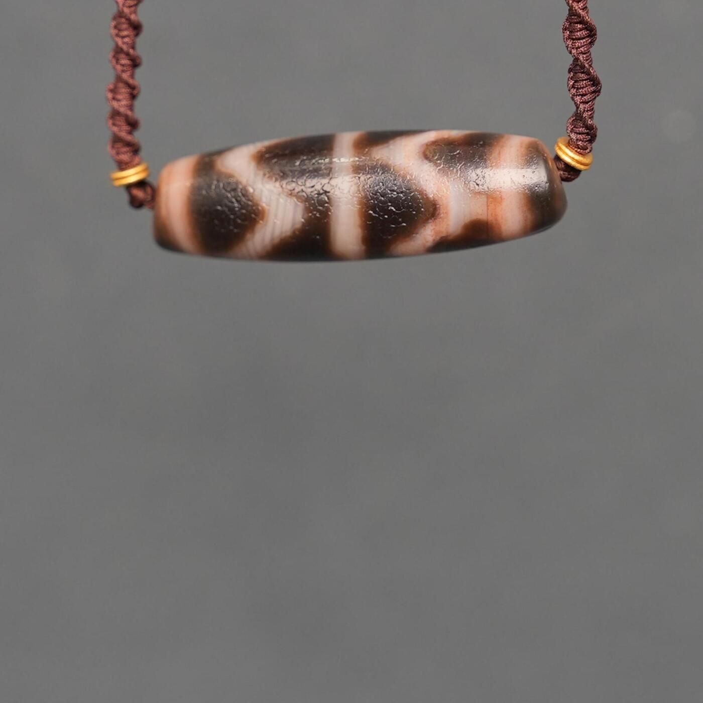  碧月说宝.韫玉流光-南京文物公司明清玉器专场（二） 缠丝玛瑙珠