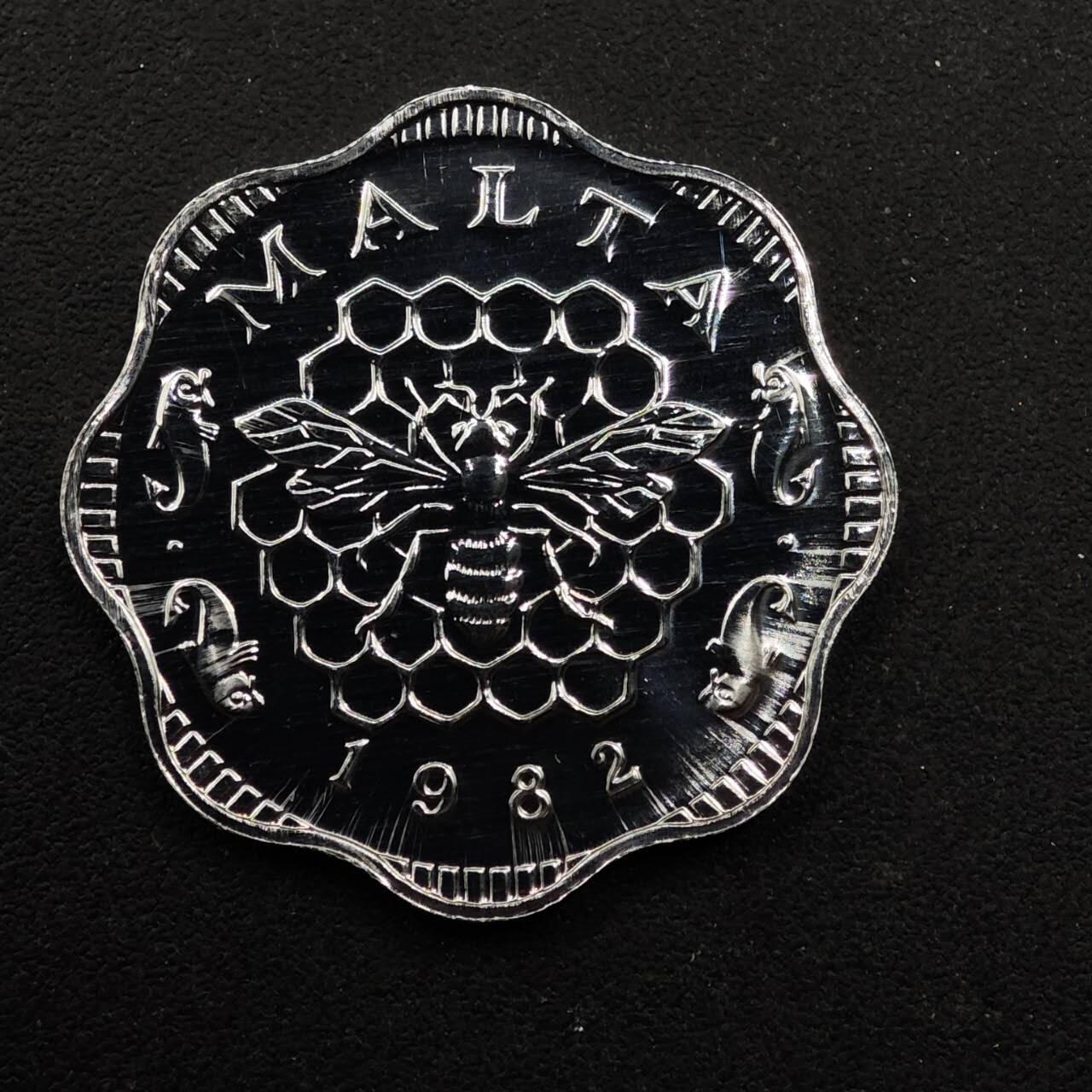 【淘币小摊】实时拍第八百九十二拍   散币场    每周一统一发货 马耳他1982年货币十进制十周年3米尔精制铝币