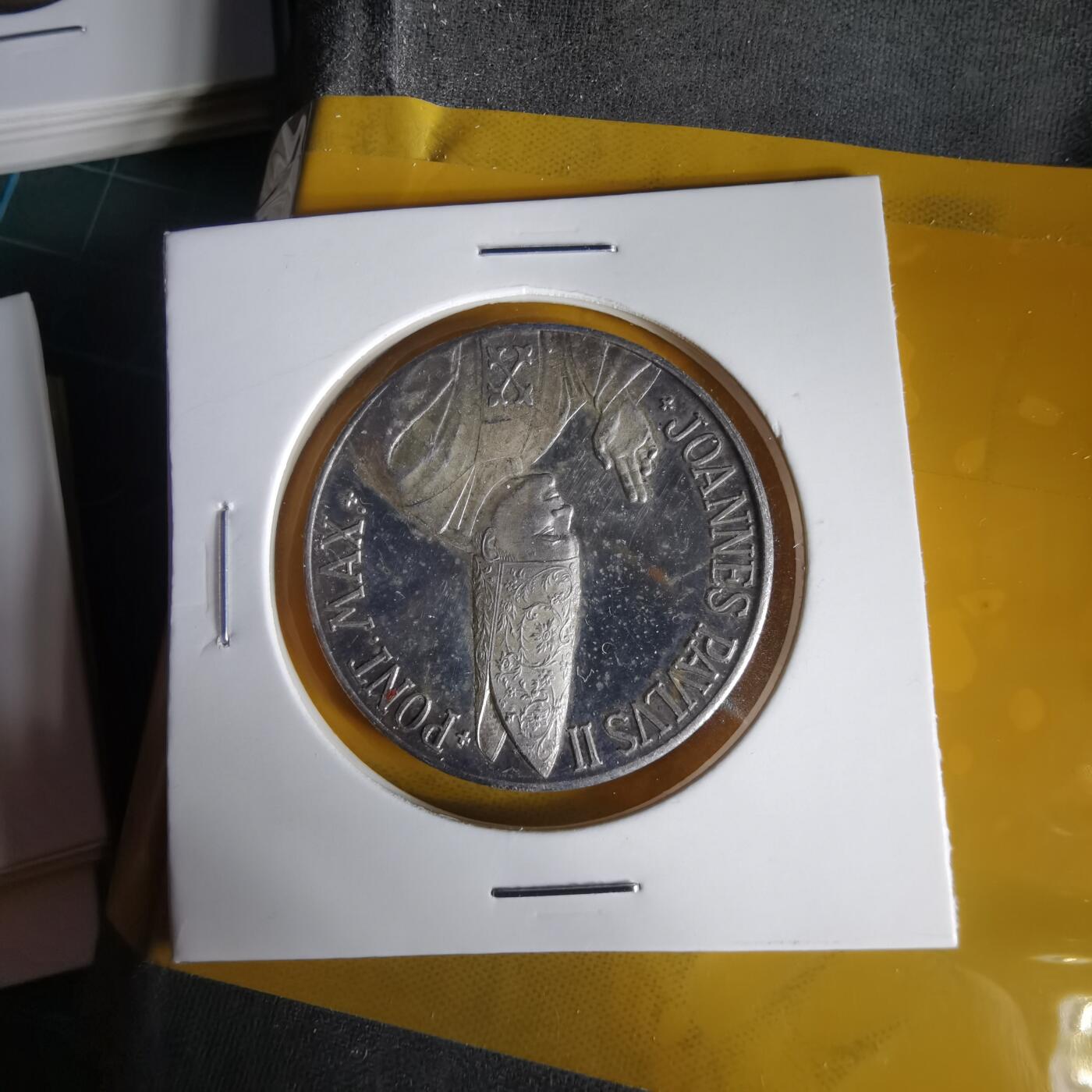 沼泽如烟--第1059场 梵蒂冈纪念章