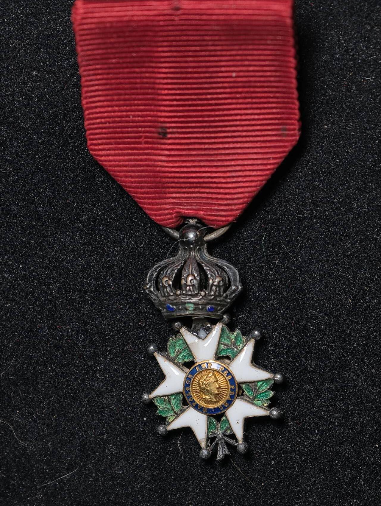 凯旋世界勋赏（第23期）（欢迎送拍）（对拍品有疑问请询问客服，不接受到手刀，出价默认拍品品相。请认真阅读拍卖规则！出价默认已认可！）（收到货请录制开箱视频，无视频概不处理问题。） 。