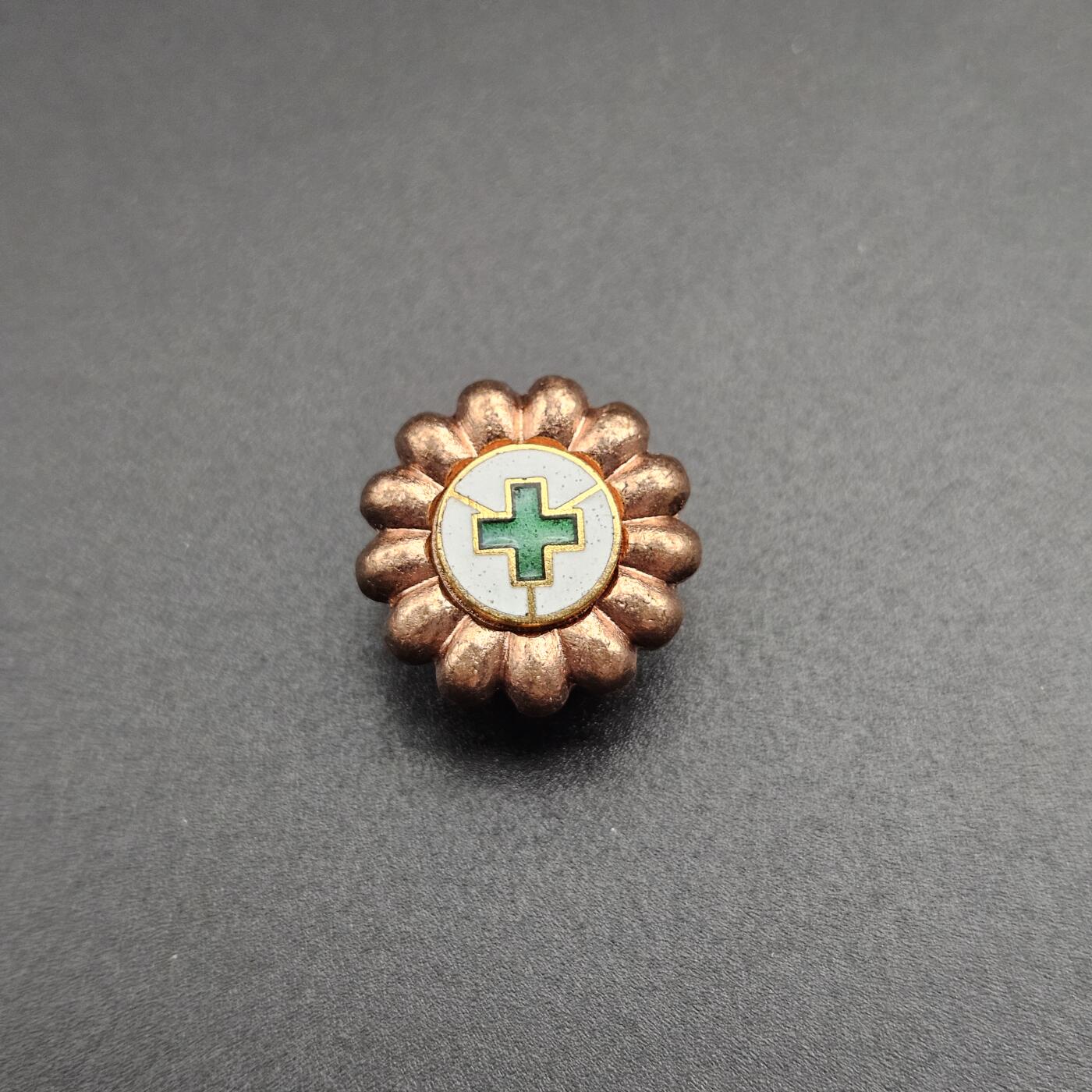 0元起拍勋章 第347期 咸鱼国勋章拍卖专场 4月19日（周日）下午6：00开始 交通安全协会模范章