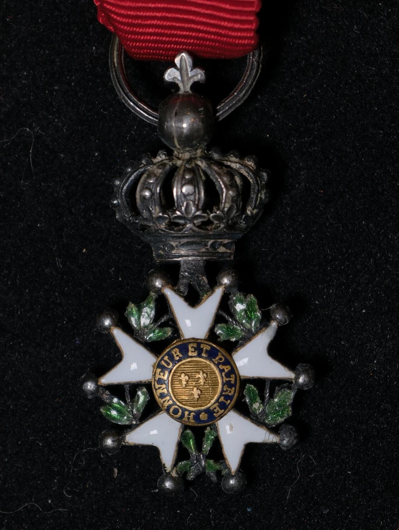 凯旋世界勋赏（第23期）（欢迎送拍）（对拍品有疑问请询问客服，不接受到手刀，出价默认拍品品相。请认真阅读拍卖规则！出价默认已认可！）（收到货请录制开箱视频，无视频概不处理问题。） 。