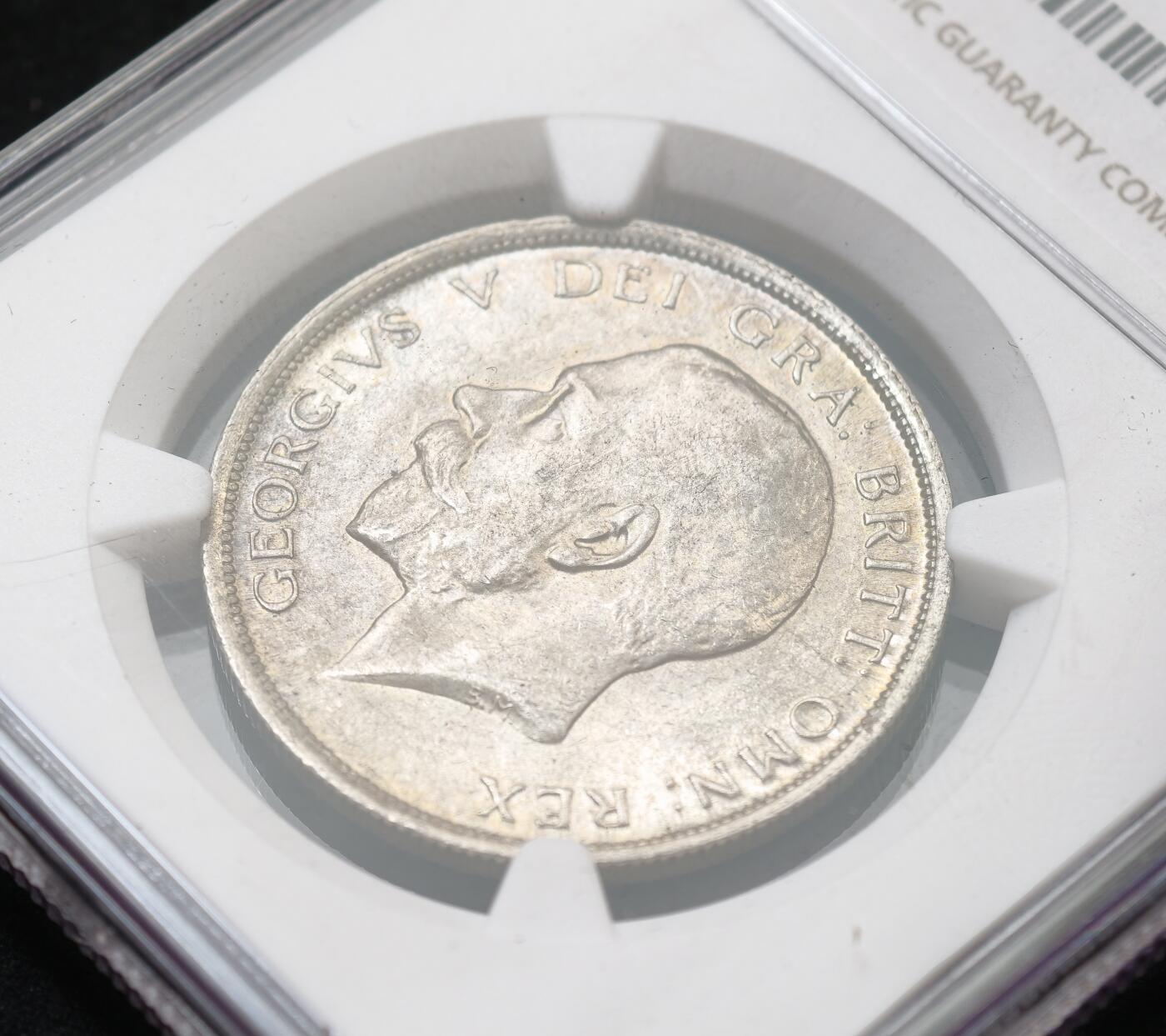 甄臻铺-世界币章拍卖（第60期），甄品场拍品征集中，送拍享返佣金等优惠多多